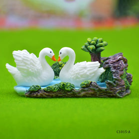 Miniature Model Swans With Fountain Set (C1015-2) C1015-A